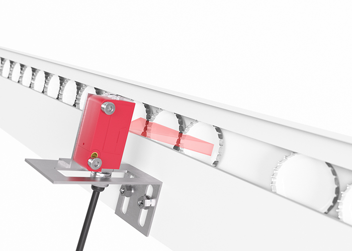 8. Kiểm tra nắp chai