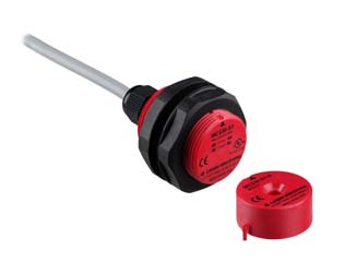 Cảm biến tiệm cận an toàn Leuze với actuator mã hóa — ngăn chặn bypass và thao túng trái phép cửa bảo vệ